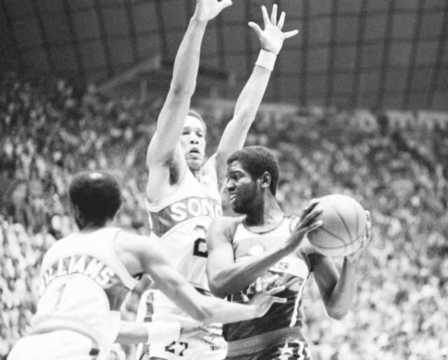 MK体育平台-他曾到访中国和八一男篮交手 如今迈入名人堂大门