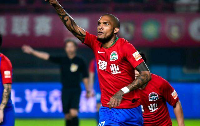 MK体育平台-卡兰加进球助球队险胜 河南能否进争冠组还需看他