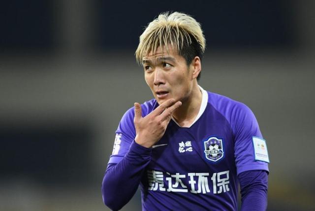 武汉逆流而上疯狂引援 新赛季李霄鹏或掀起大风浪